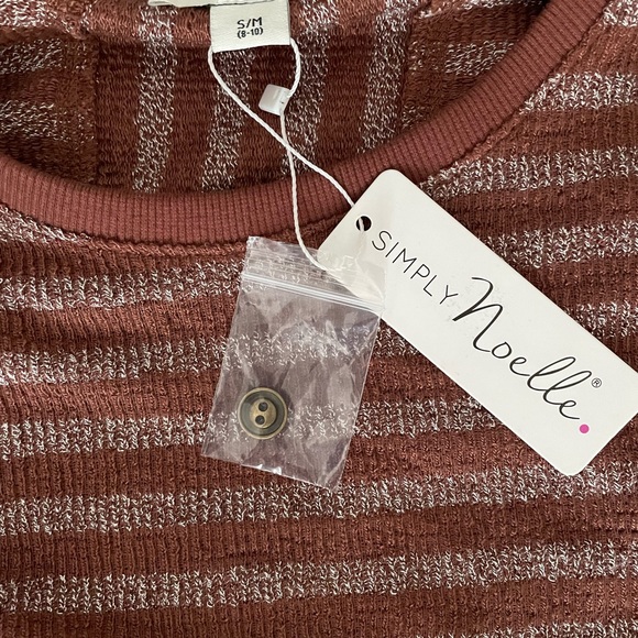 🌸🌸Simply Noelle Knit Midi Dresses - Picture 2 of 3